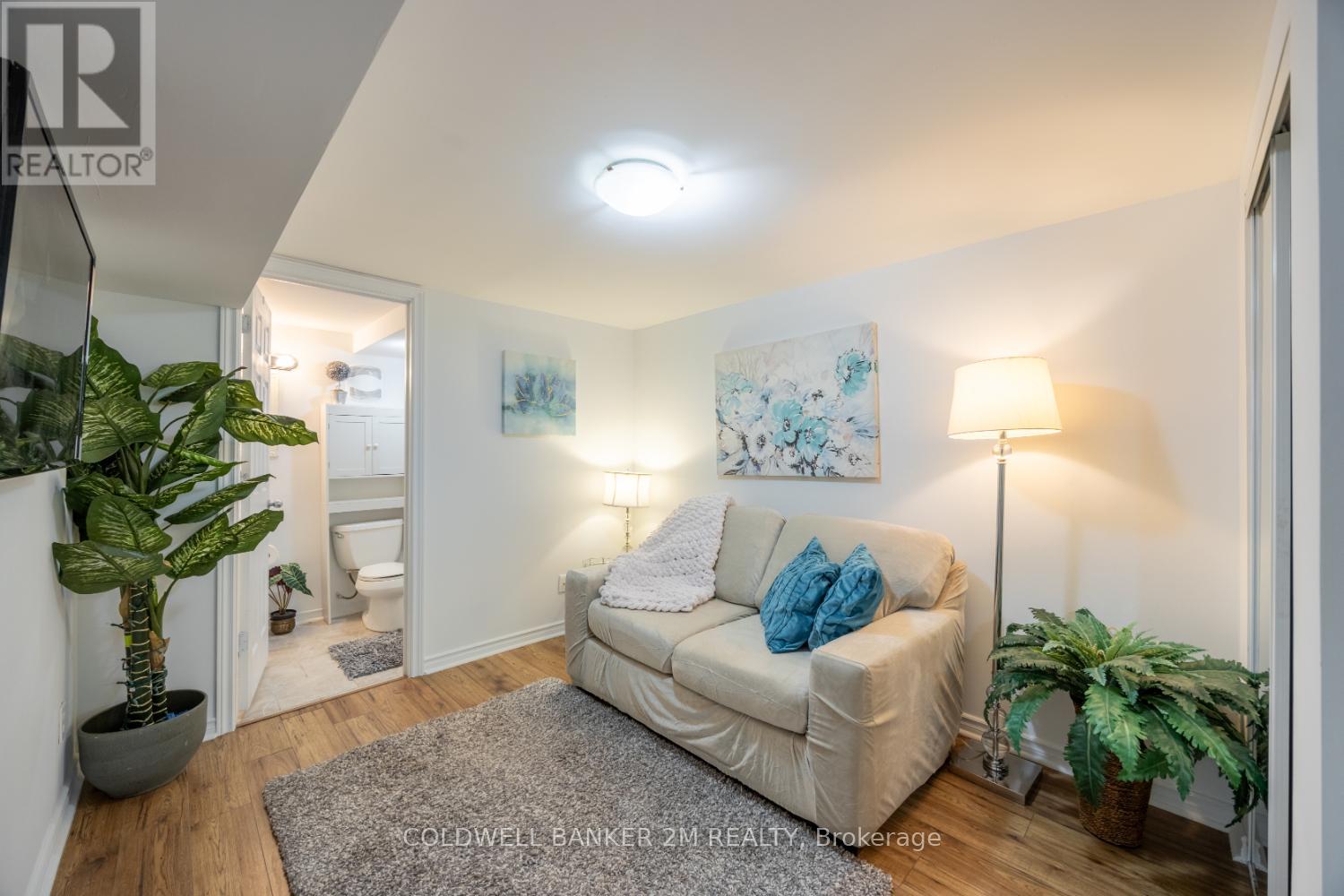 Photo 16 of 82 Durham Street, Oshawa ON