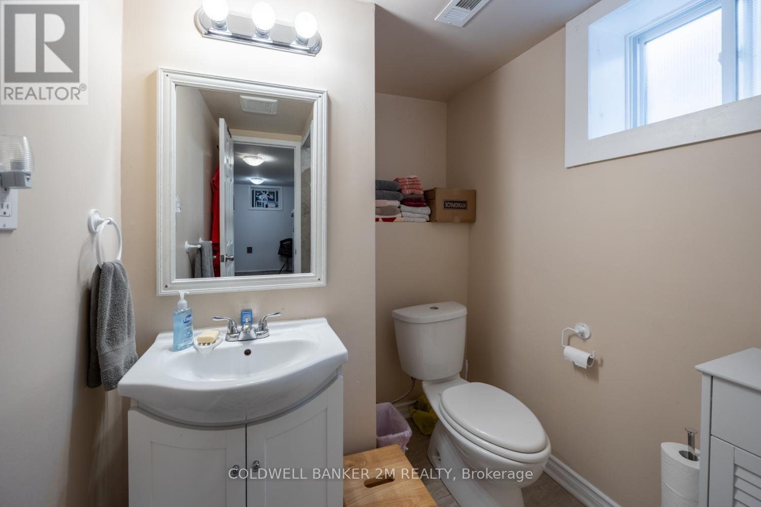 Photo 21 of 82 Durham Street, Oshawa ON
