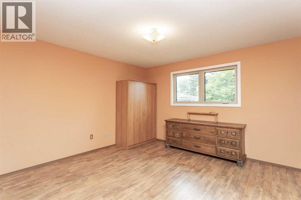 Photo 11 of 11 Osborne Street, Red Deer AB