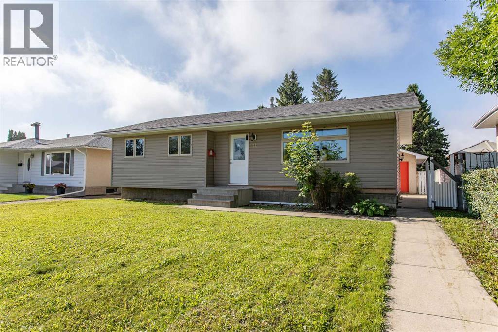 Photo 1 of 11 Osborne Street, Red Deer AB
