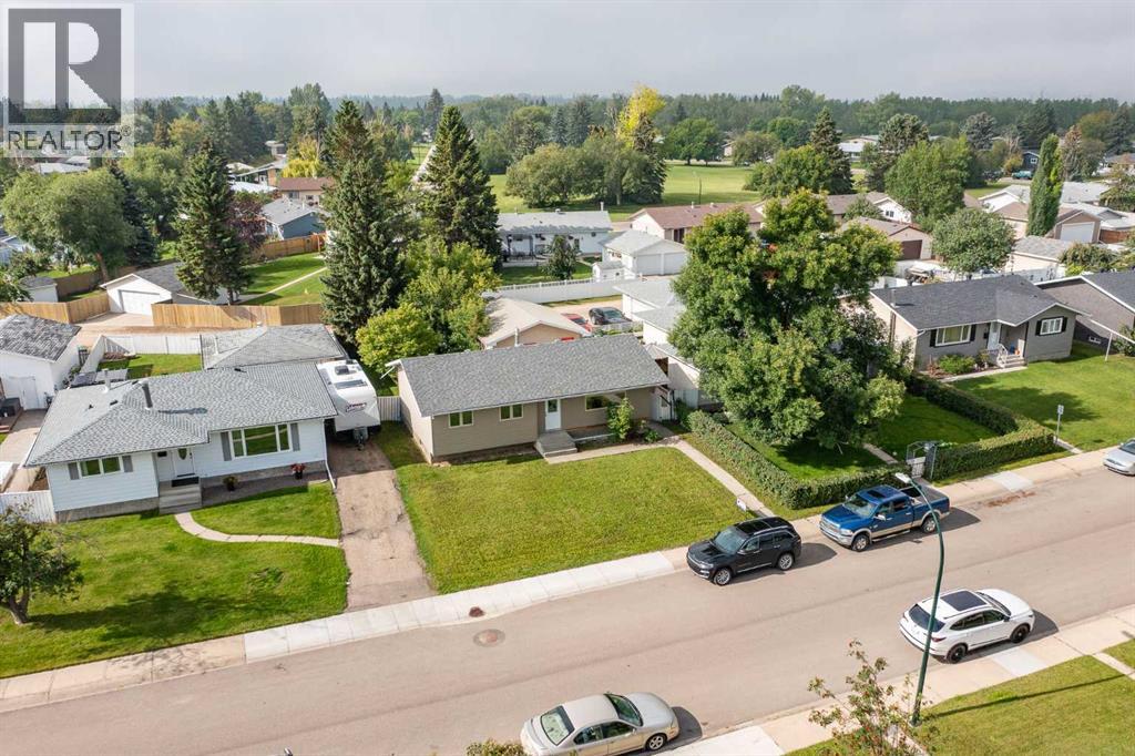 Photo 36 of 11 Osborne Street, Red Deer AB