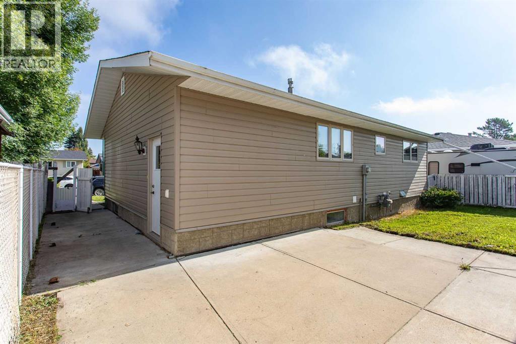 Photo 28 of 11 Osborne Street, Red Deer AB