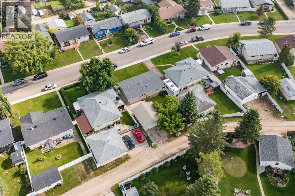 Photo 33 of 11 Osborne Street, Red Deer AB