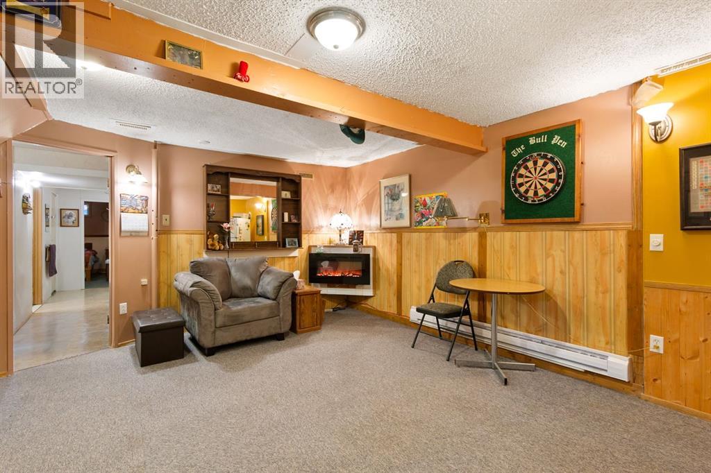 Photo 28 of 2109 18 Avenue, Bowden AB