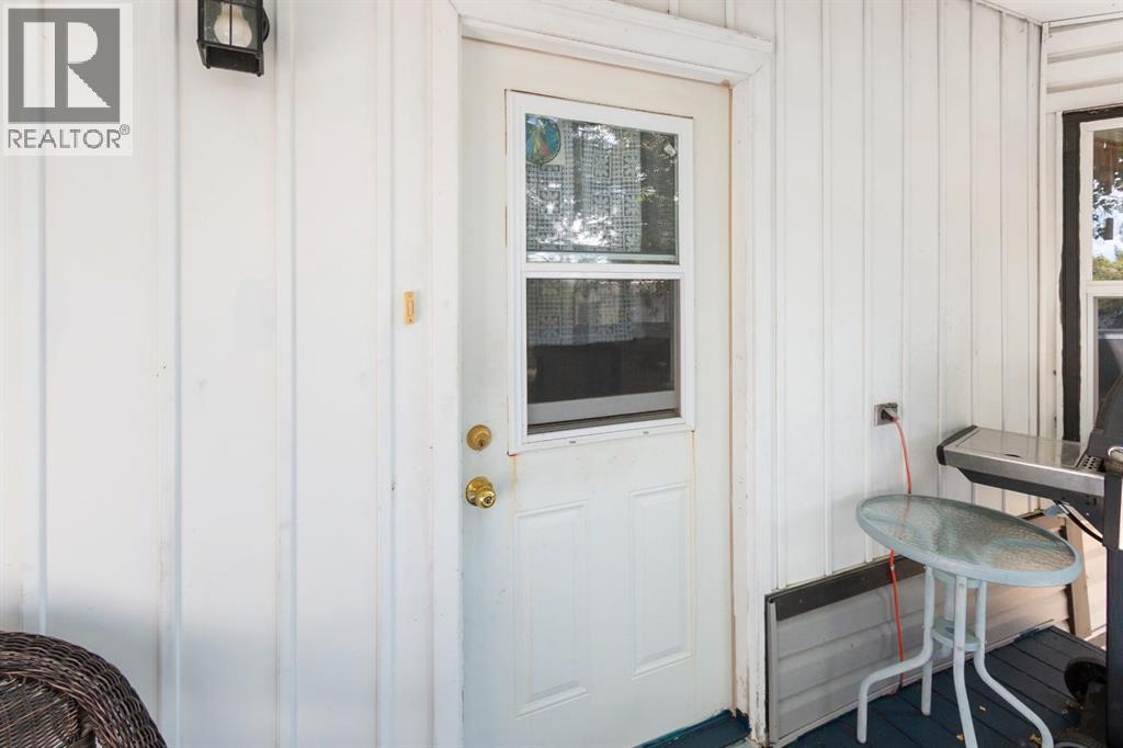 Photo 43 of 2109 18 Avenue, Bowden AB