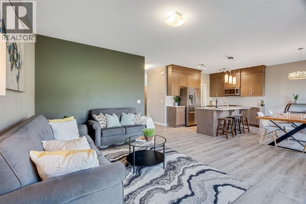Photo 21 of 92 Hillcrest Avenue Sw, Airdrie AB