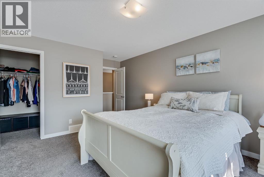 Photo 33 of 92 Hillcrest Avenue Sw, Airdrie AB