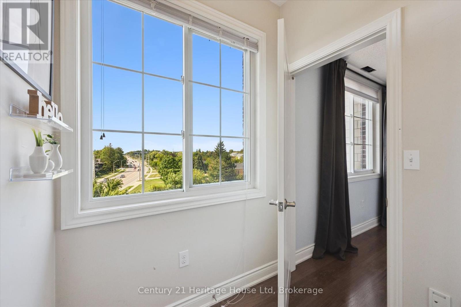 Photo 15 of 404 1440 Gordon Street, Guelph ON