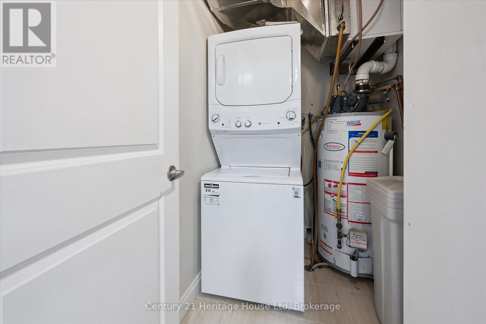 Photo 17 of 404 1440 Gordon Street, Guelph ON
