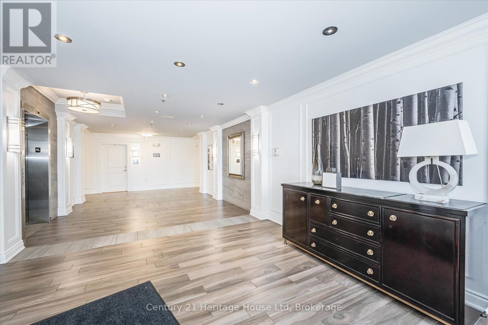 Photo 24 of 404 1440 Gordon Street, Guelph ON