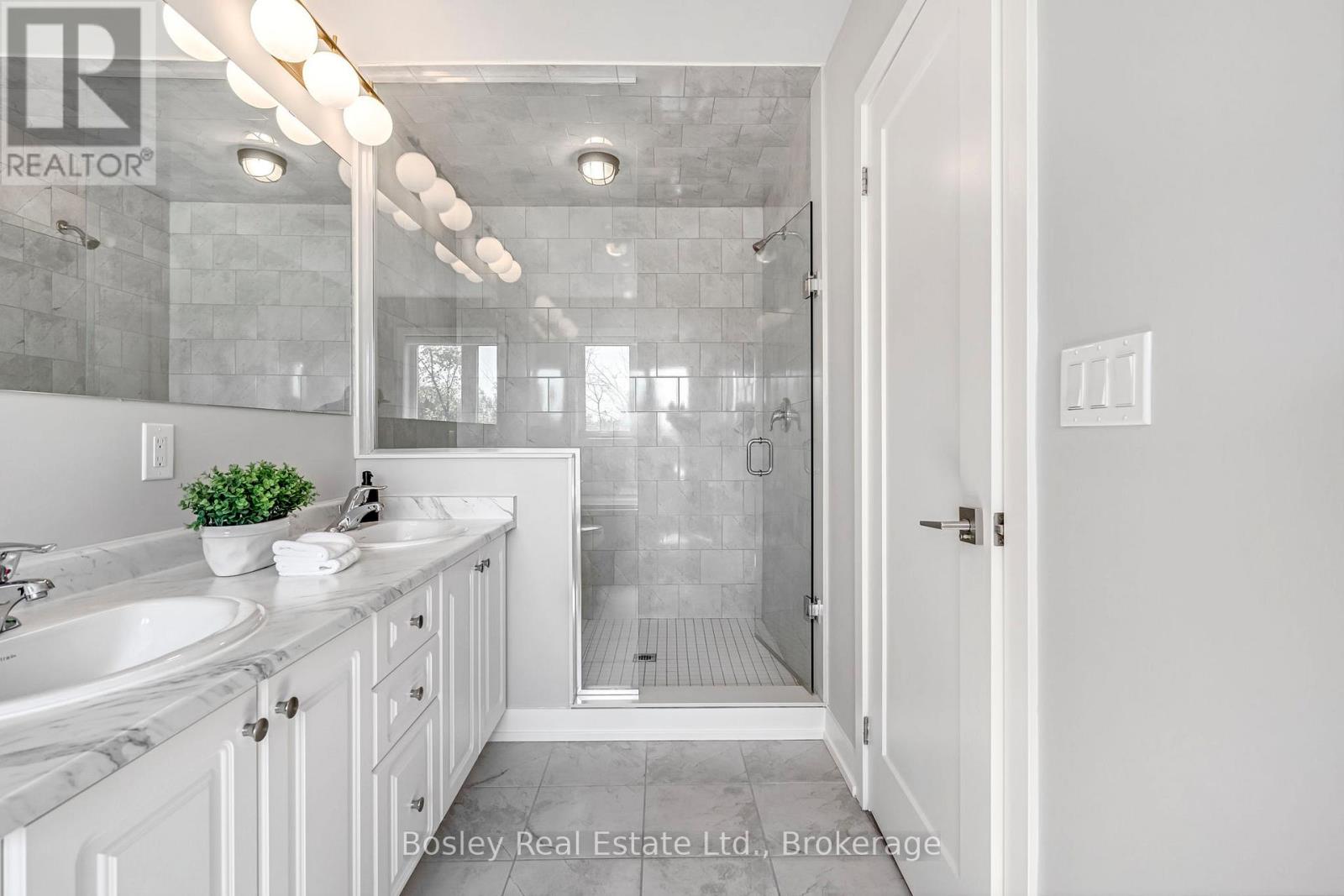 Photo 20 of 2 218 Crosswinds Boulevard, Blue Mountains ON