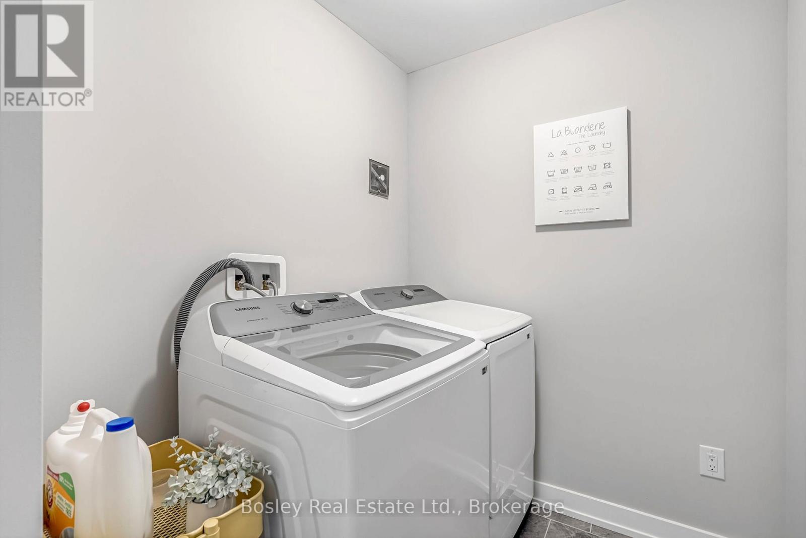 Photo 23 of 2 218 Crosswinds Boulevard, Blue Mountains ON