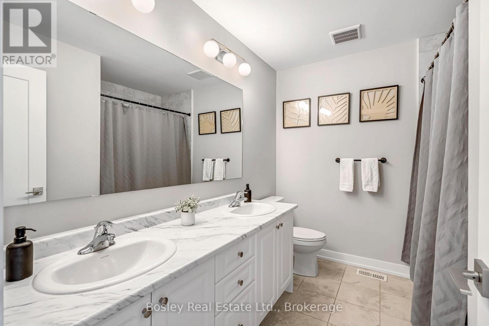Photo 24 of 2 218 Crosswinds Boulevard, Blue Mountains ON