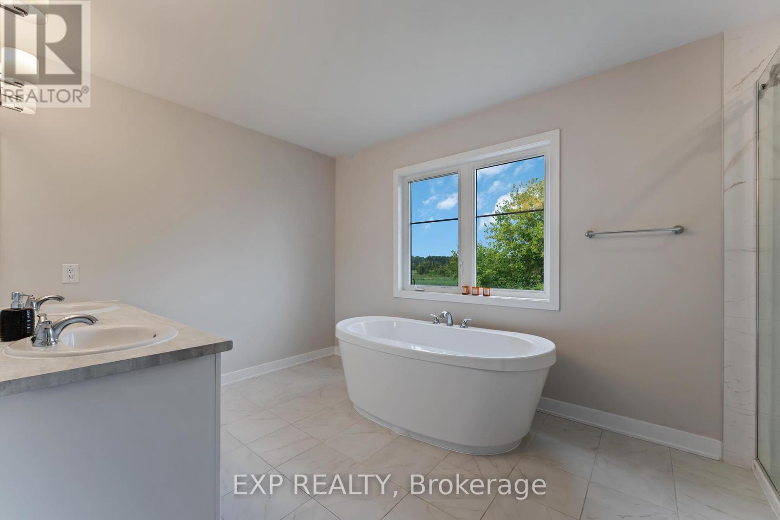 Photo 18 of 234 Pursuit Terrace, Ottawa ON