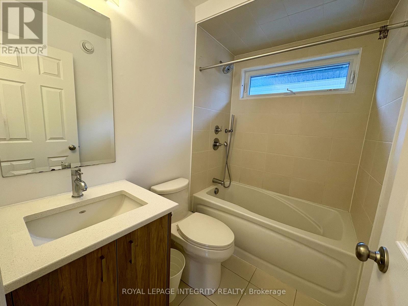 Photo 29 of 53 Whooping Crane Ridge, Ottawa ON