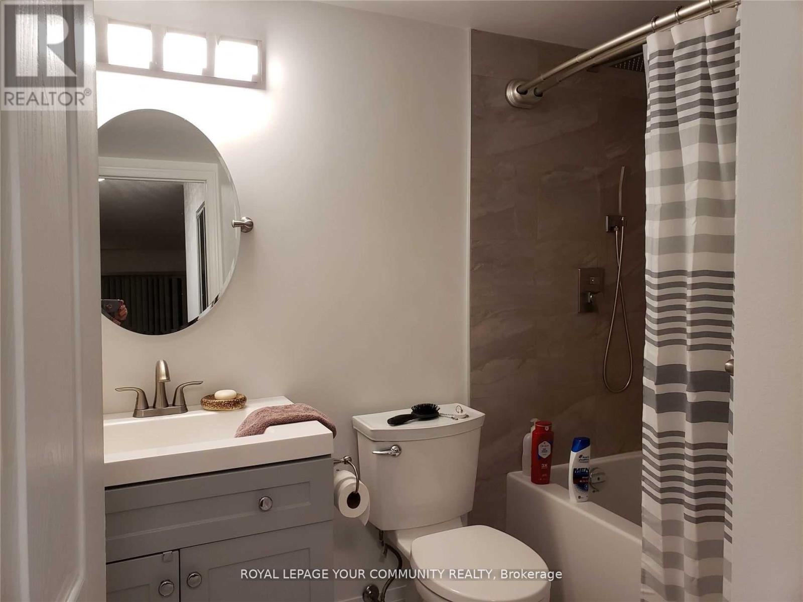 Photo 5 of 1002 28 Pemberton Avenue, Toronto ON