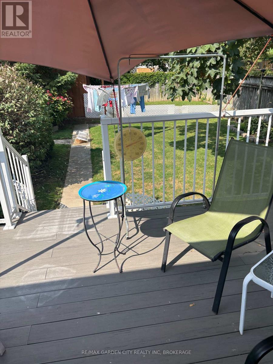 Photo 11 of 61 Rodman Street, St Catharines ON