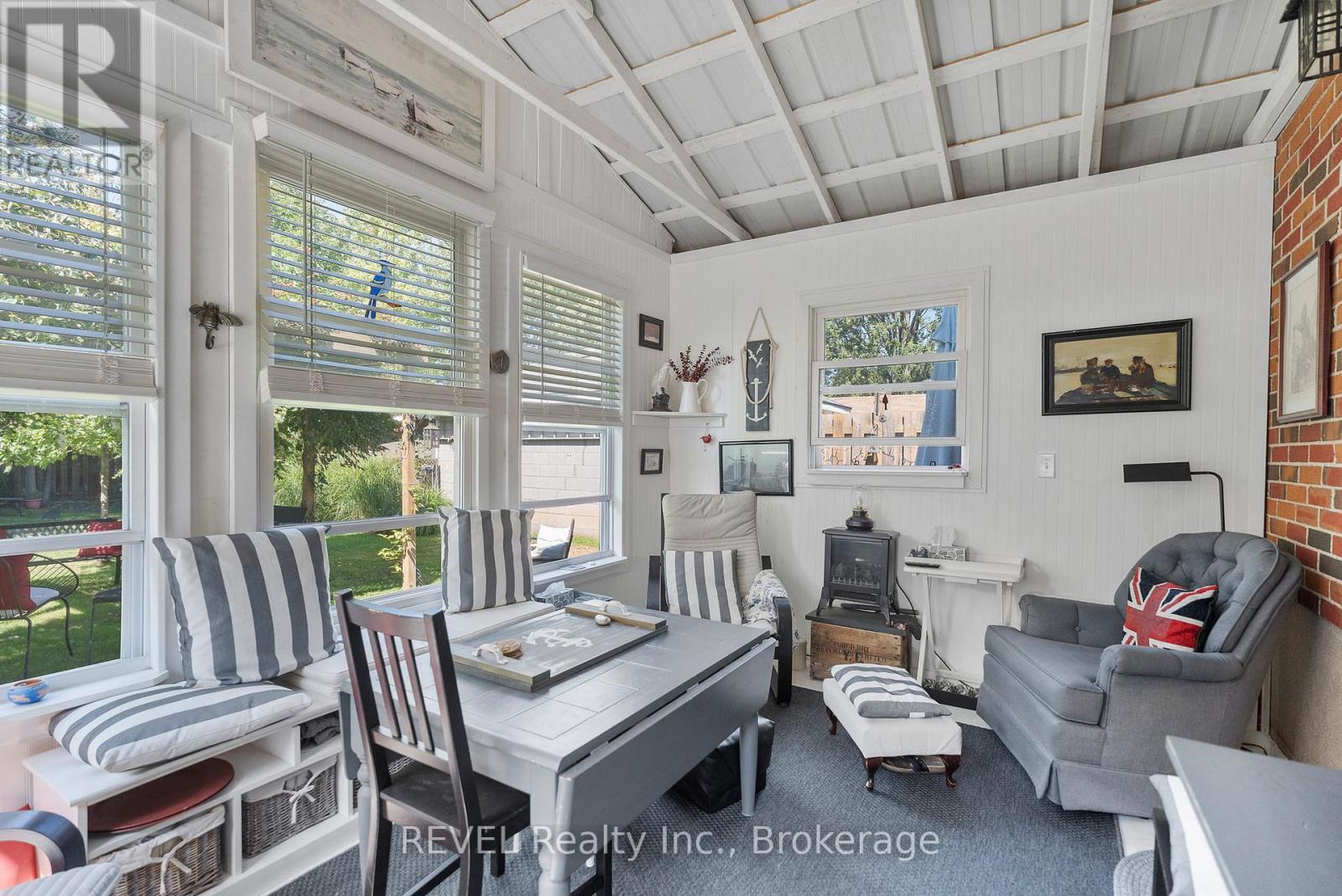 Photo 25 of 18 Clare Avenue, Port Colborne ON