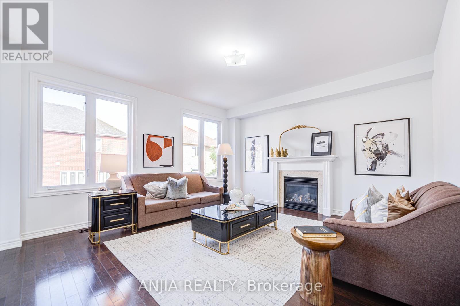 Photo 11 of 198 Kentland Street, Markham ON