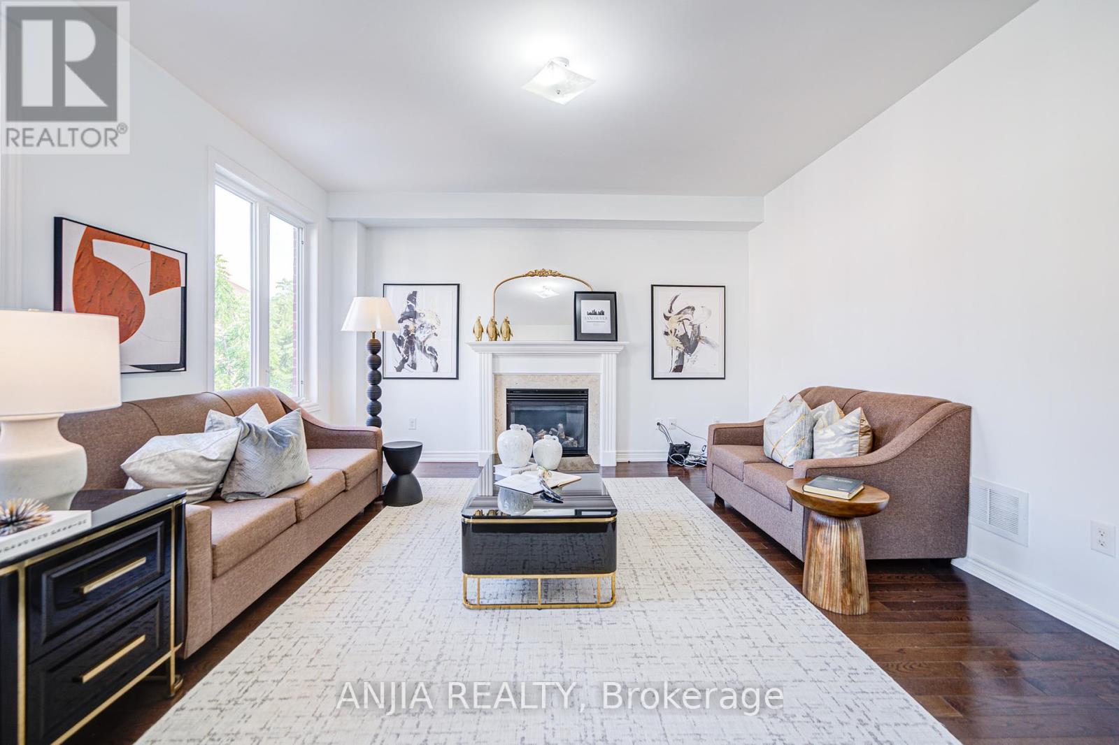 Photo 12 of 198 Kentland Street, Markham ON