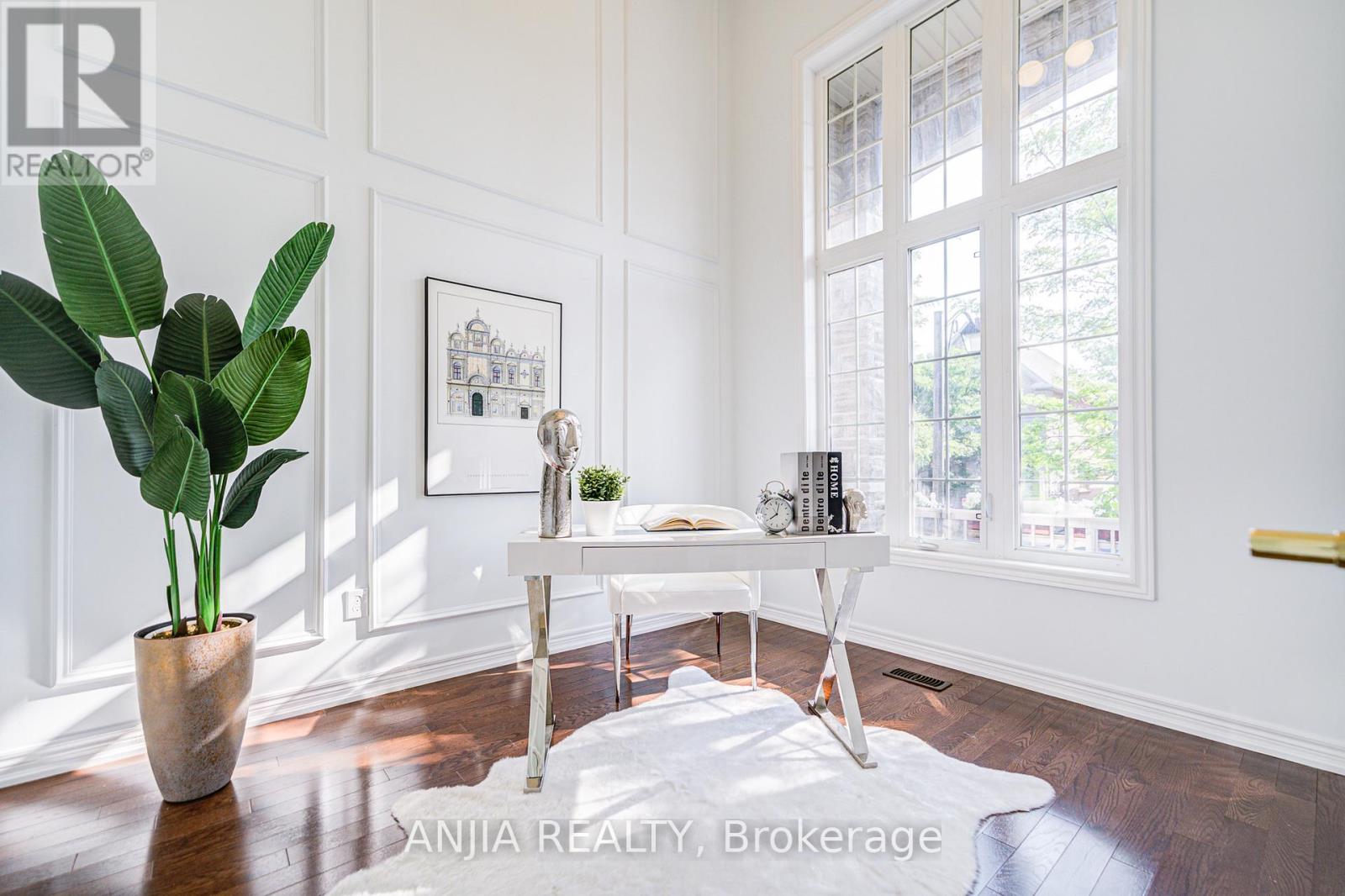 Photo 2 of 198 Kentland Street, Markham ON