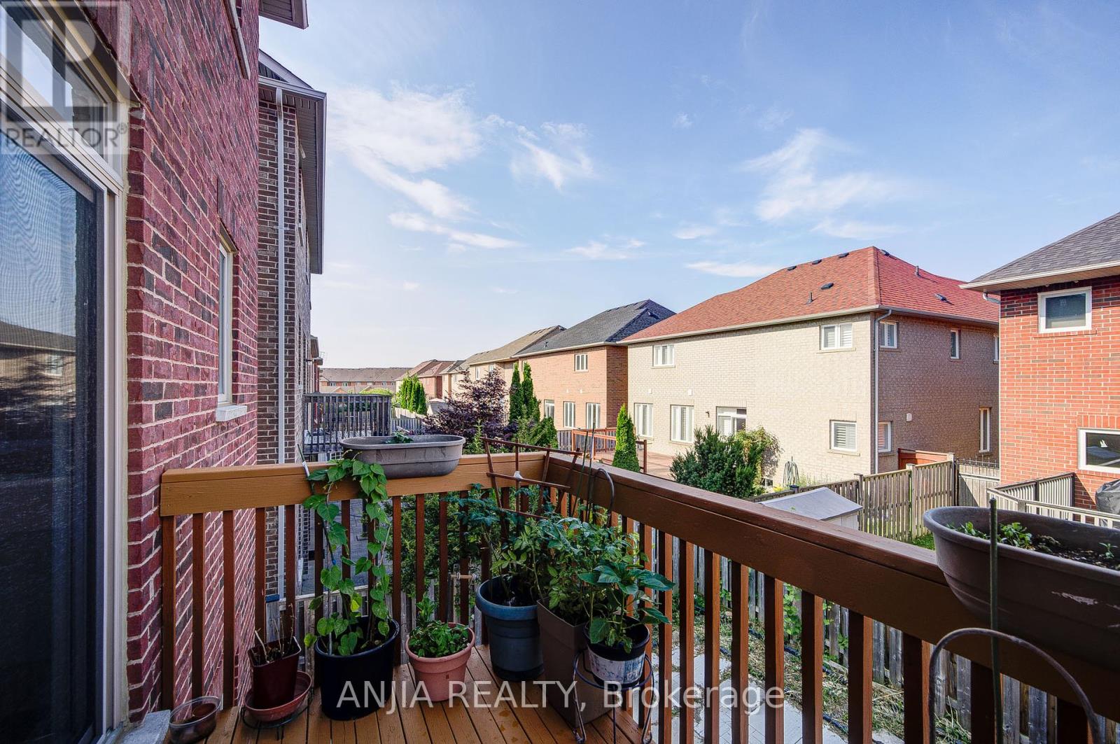 Photo 20 of 198 Kentland Street, Markham ON