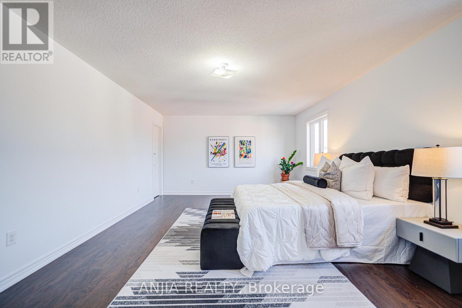 Photo 27 of 198 Kentland Street, Markham ON