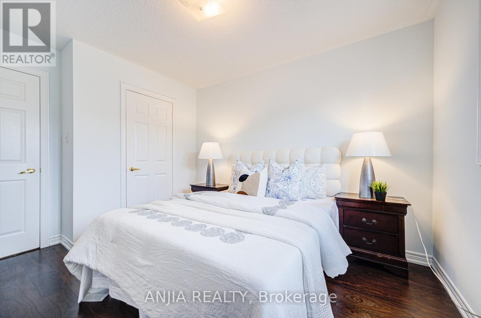 Photo 34 of 198 Kentland Street, Markham ON