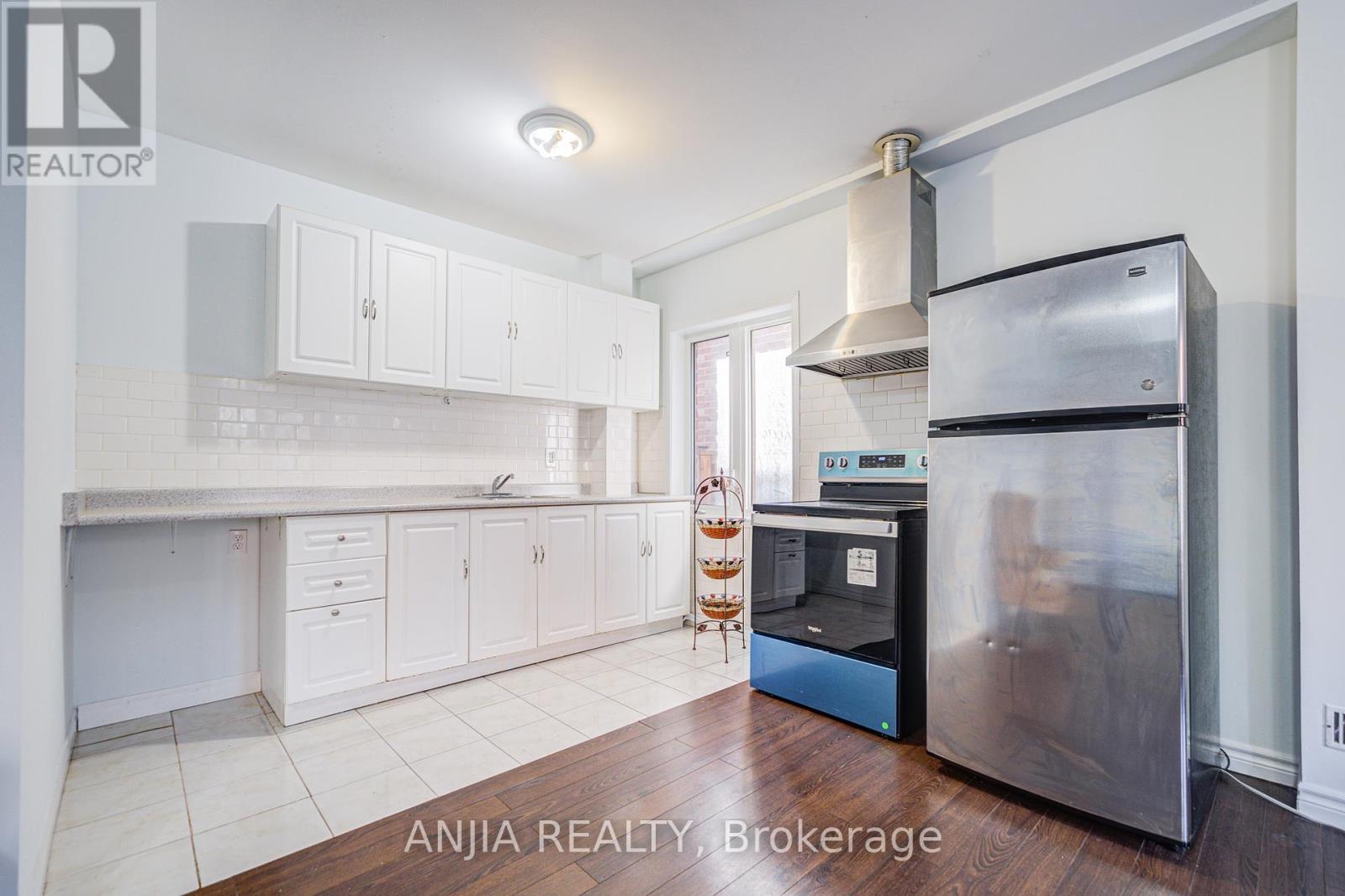 Photo 42 of 198 Kentland Street, Markham ON