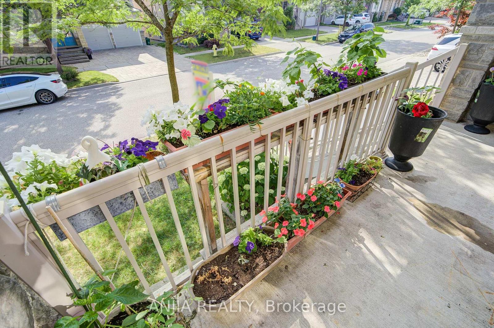 Photo 47 of 198 Kentland Street, Markham ON