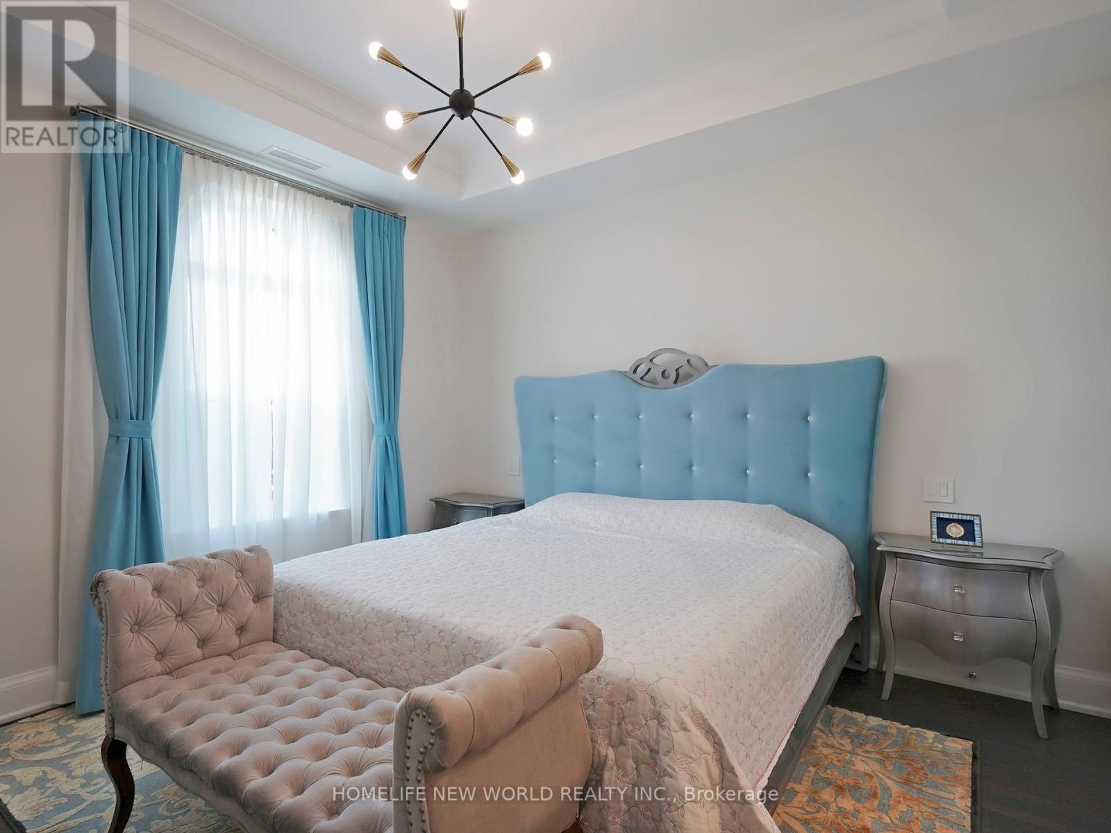 Photo 13 of 401 208 Main St Unionville, Markham ON