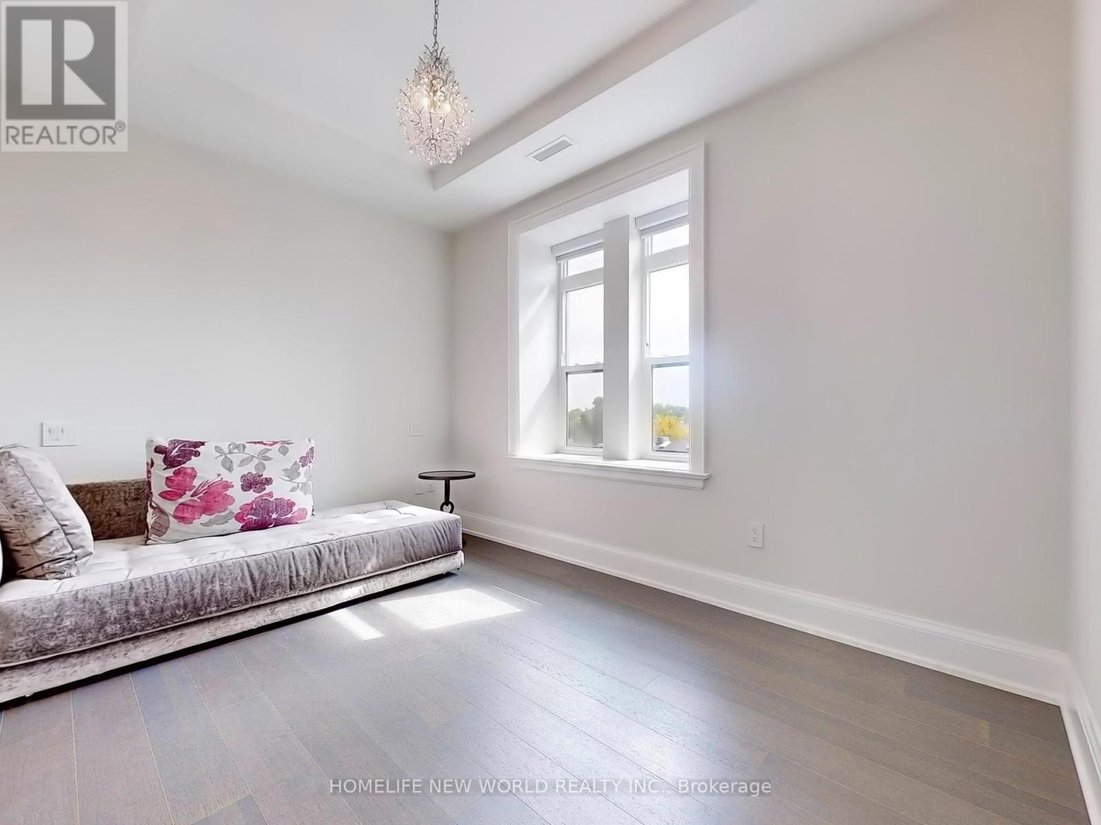Photo 17 of 401 208 Main St Unionville, Markham ON