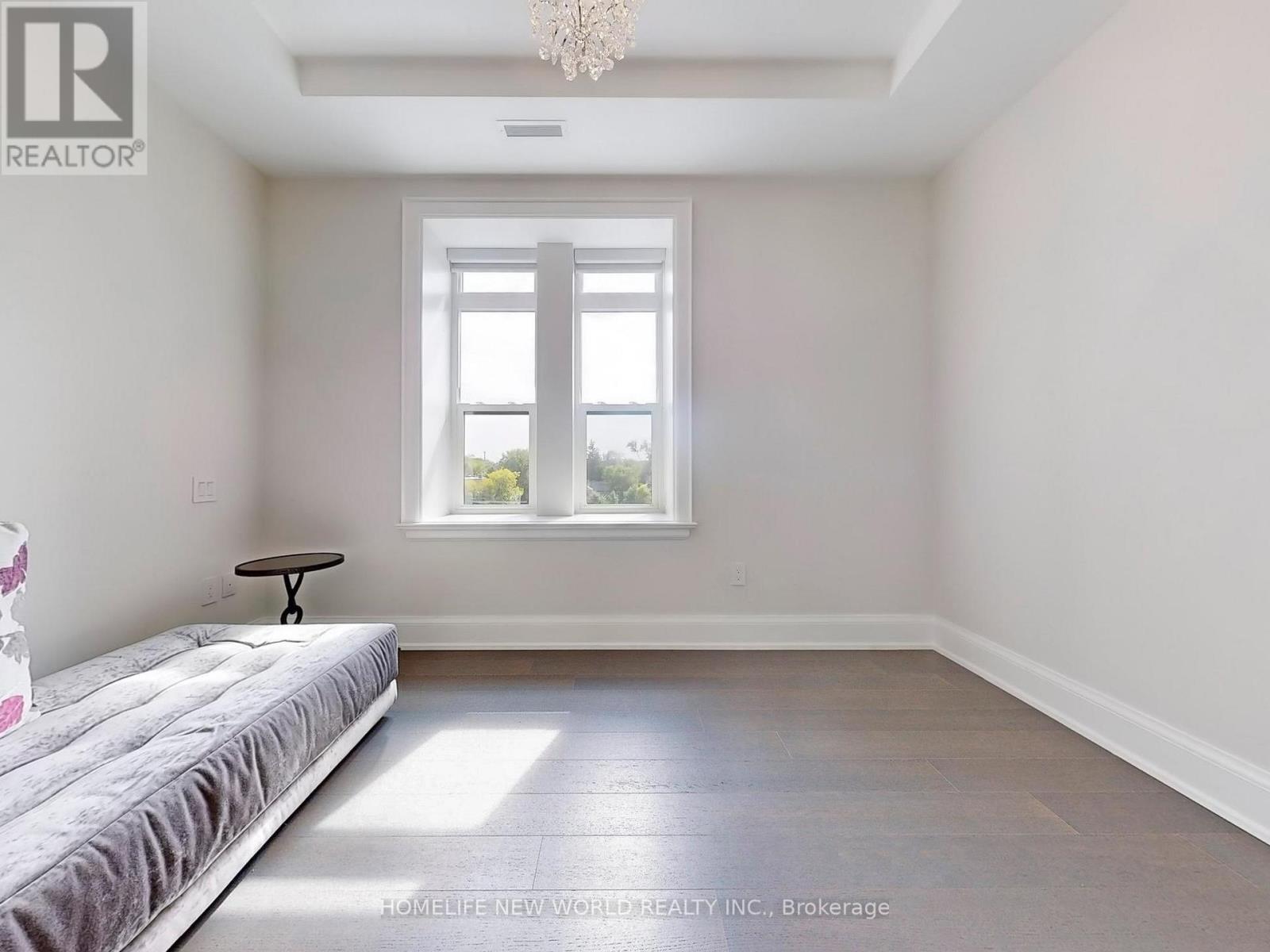 Photo 18 of 401 208 Main St Unionville, Markham ON