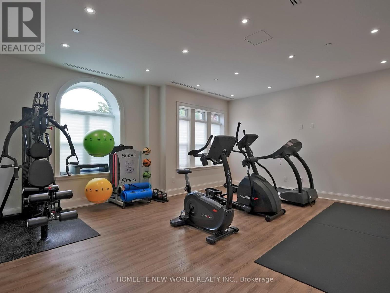 Photo 32 of 401 208 Main St Unionville, Markham ON