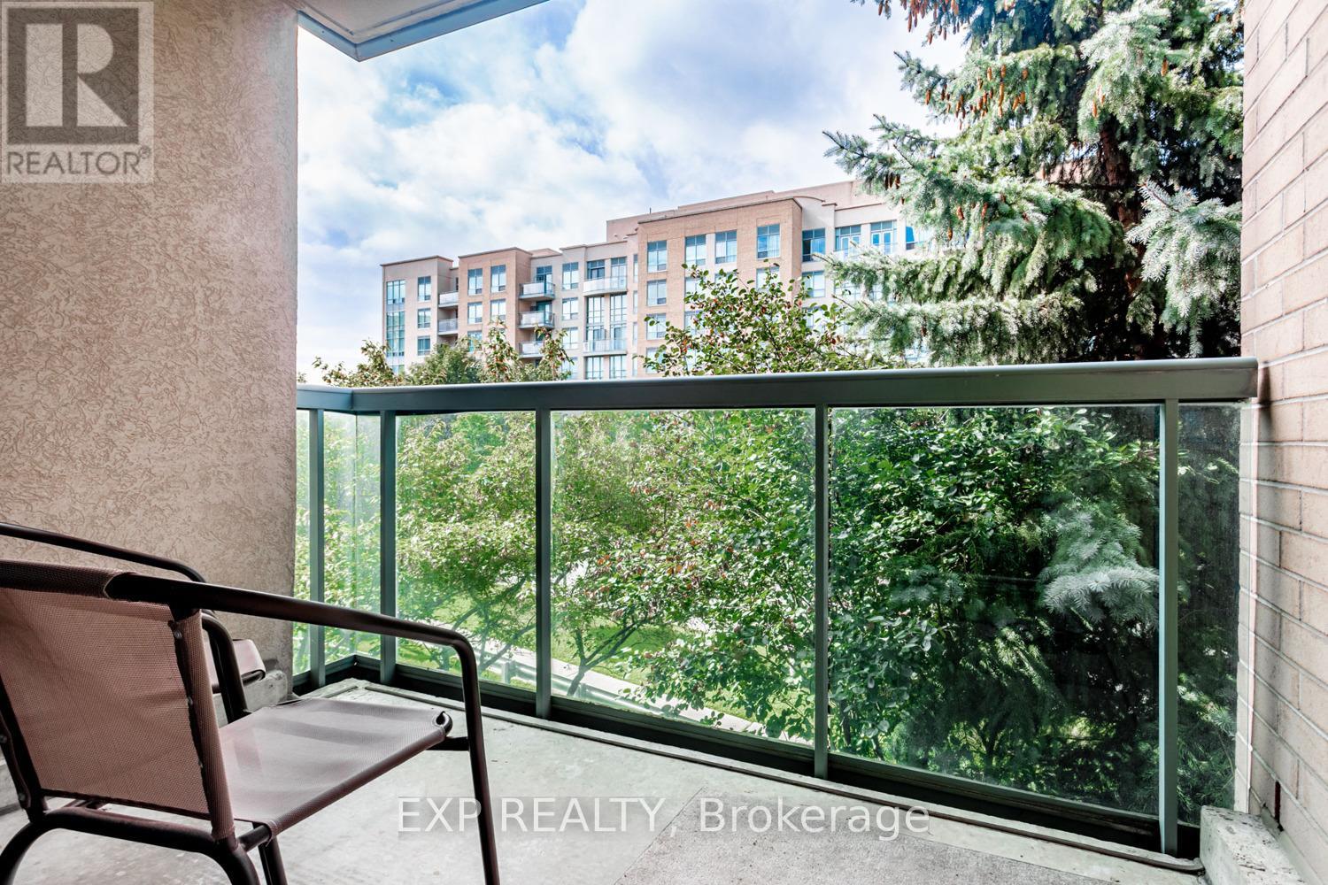 Photo 23 of 308 3 Ellesmere Street, Richmond Hill ON