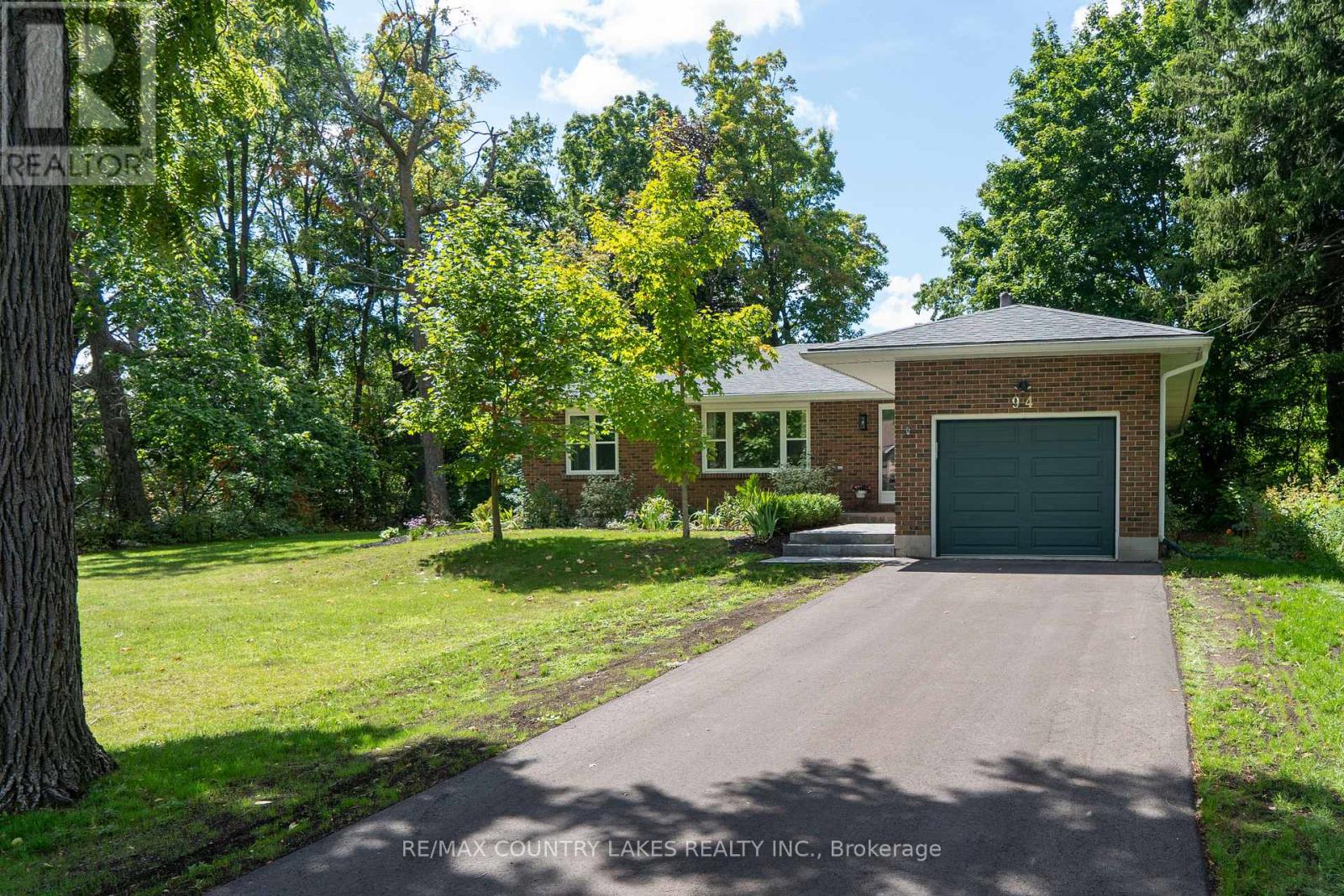 Photo 1 of 94 Laidlaw Street N, Brock ON