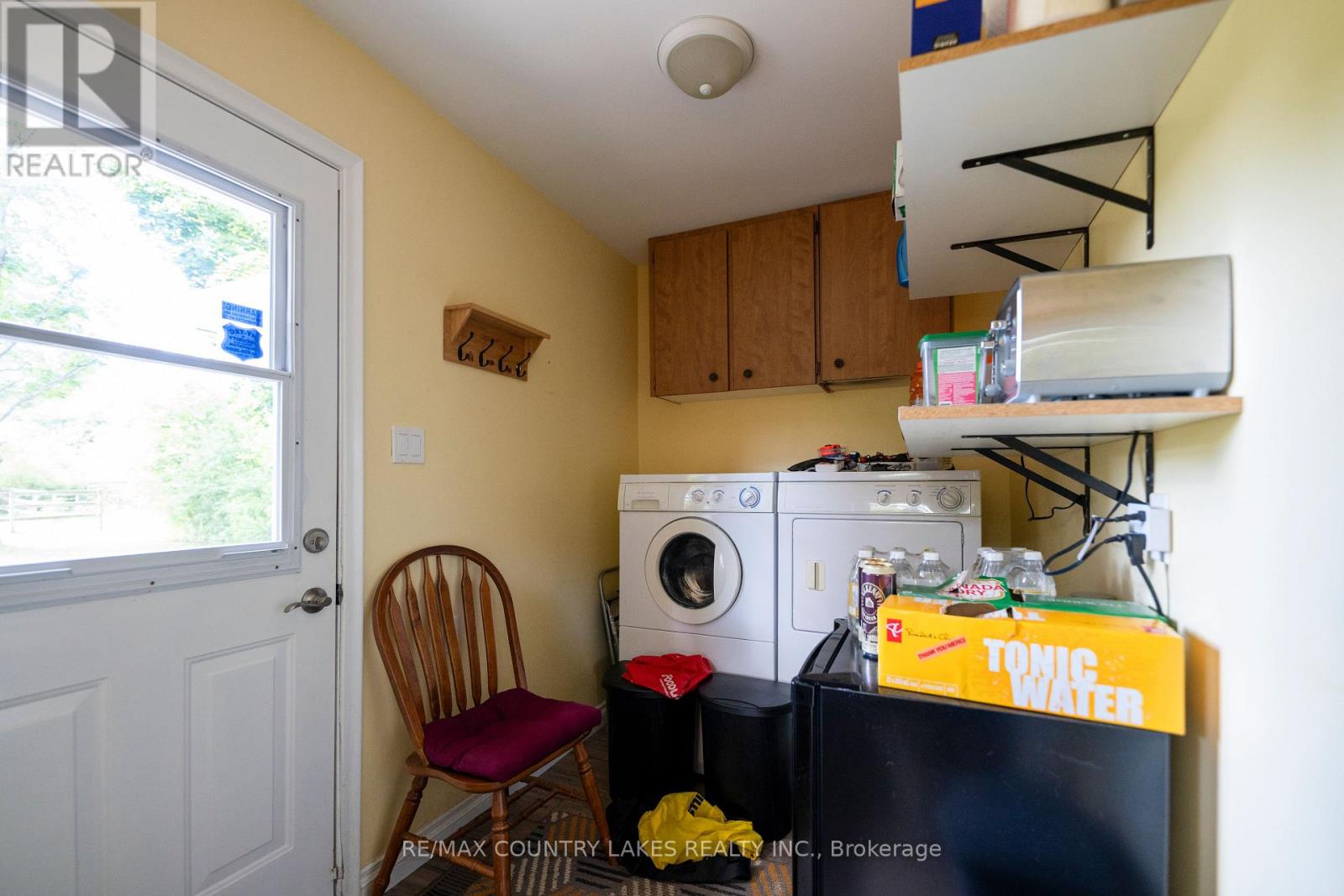 Photo 16 of 94 Laidlaw Street N, Brock ON