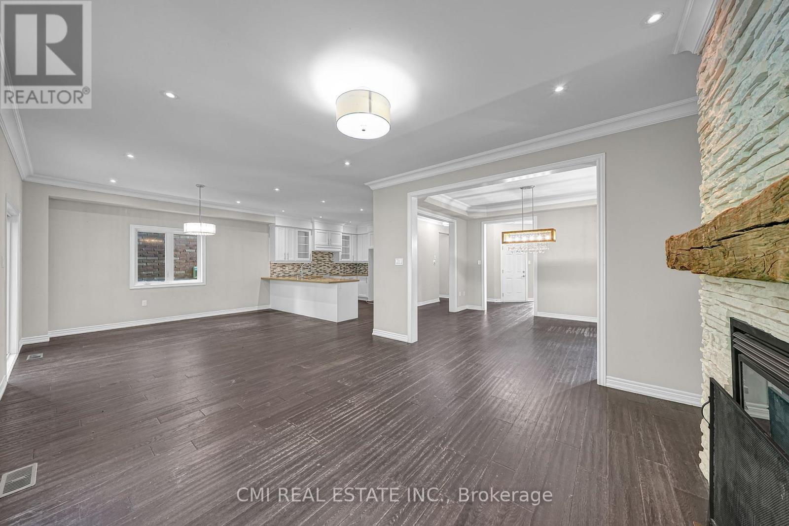 Photo 11 of 21 Scotia Road, Georgina ON