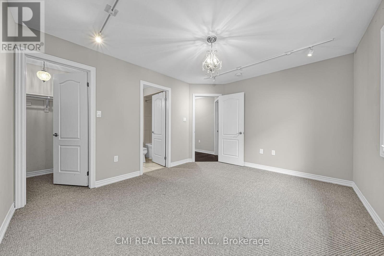 Photo 23 of 21 Scotia Road, Georgina ON