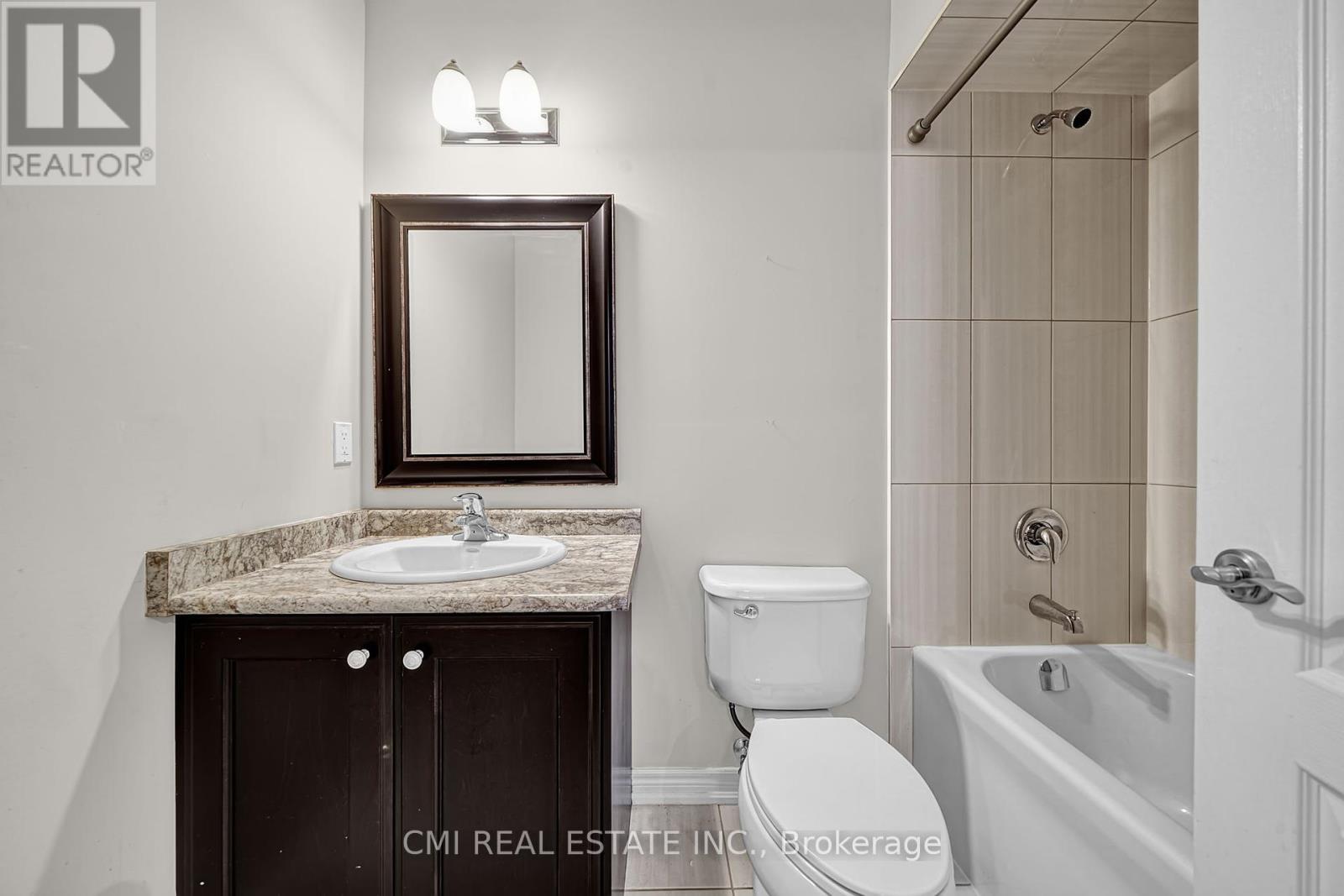 Photo 25 of 21 Scotia Road, Georgina ON