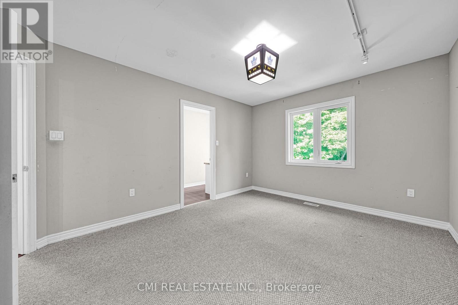 Photo 27 of 21 Scotia Road, Georgina ON