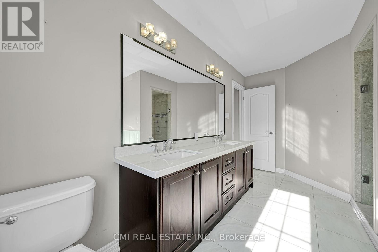 Photo 32 of 21 Scotia Road, Georgina ON