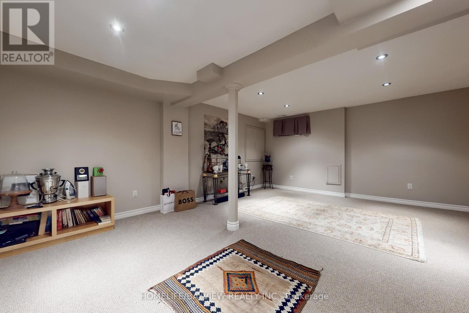 Photo 13 of 14 Milroy Lane, Markham ON