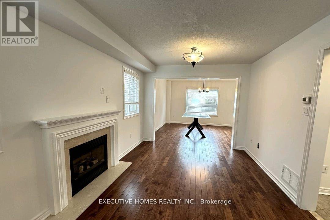 Photo 4 of 179 Cunningham Drive, Barrie ON