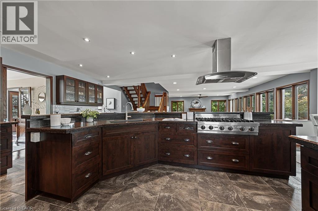 Photo 15 of 325 Wyecroft Boulevard, Waterloo ON
