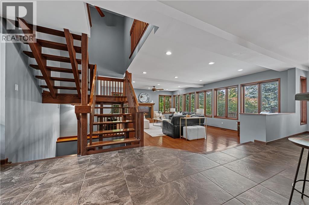Photo 16 of 325 Wyecroft Boulevard, Waterloo ON
