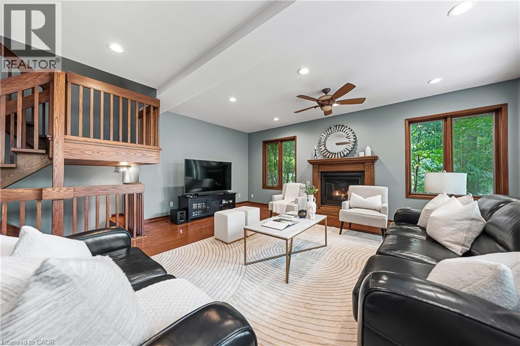 Photo 19 of 325 Wyecroft Boulevard, Waterloo ON