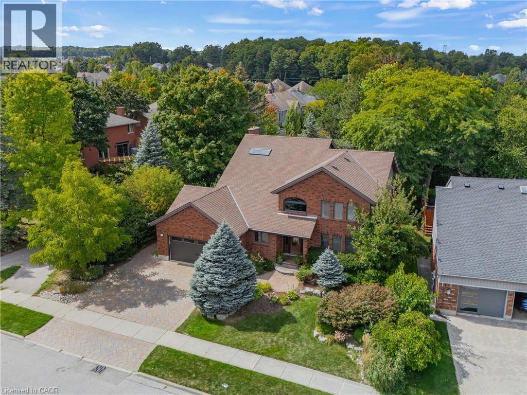 Photo 2 of 325 Wyecroft Boulevard, Waterloo ON