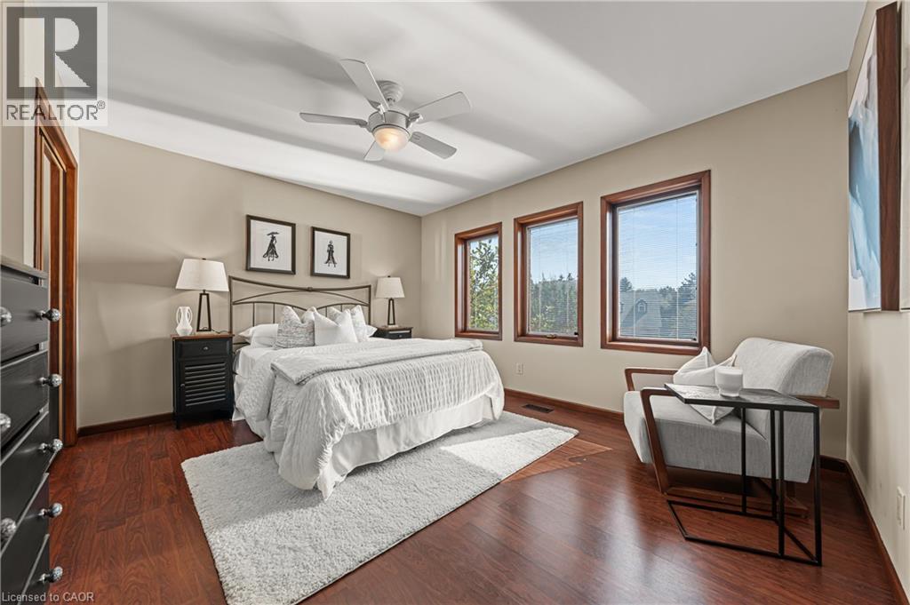 Photo 30 of 325 Wyecroft Boulevard, Waterloo ON