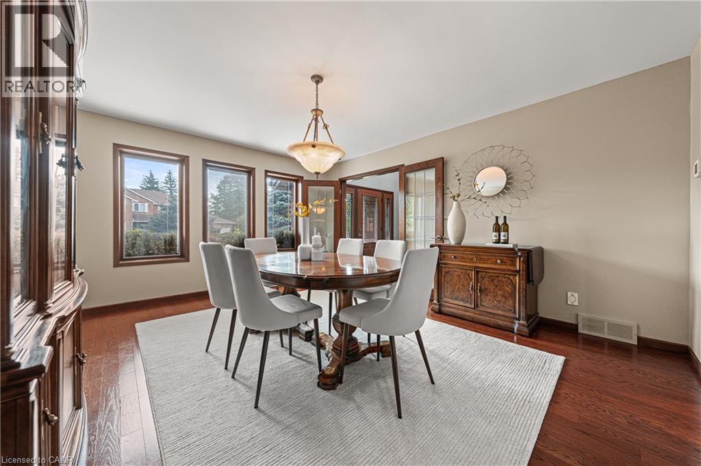 Photo 7 of 325 Wyecroft Boulevard, Waterloo ON